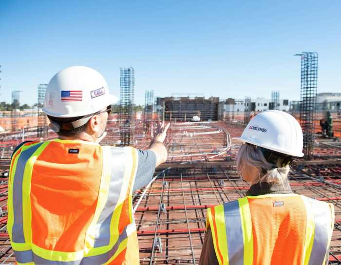 Unveiling the Differences: The Role of a General Contractor in ...
